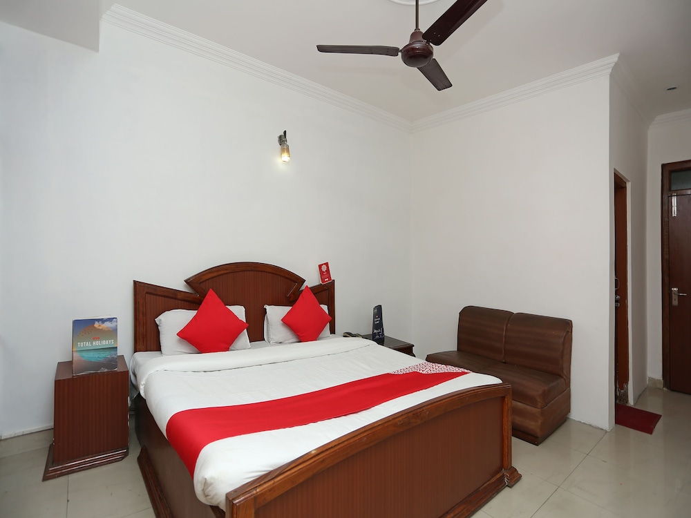 Deluxe Double Or Twin Room, 1 Queen Bed photo 3