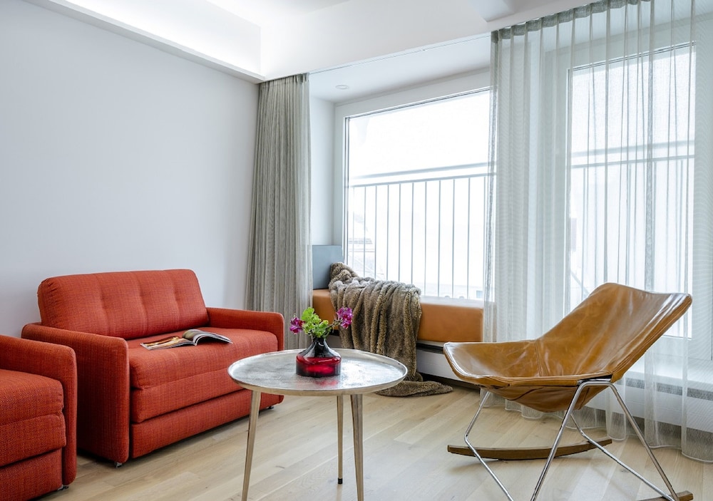 Junior Suite Design photo 1
