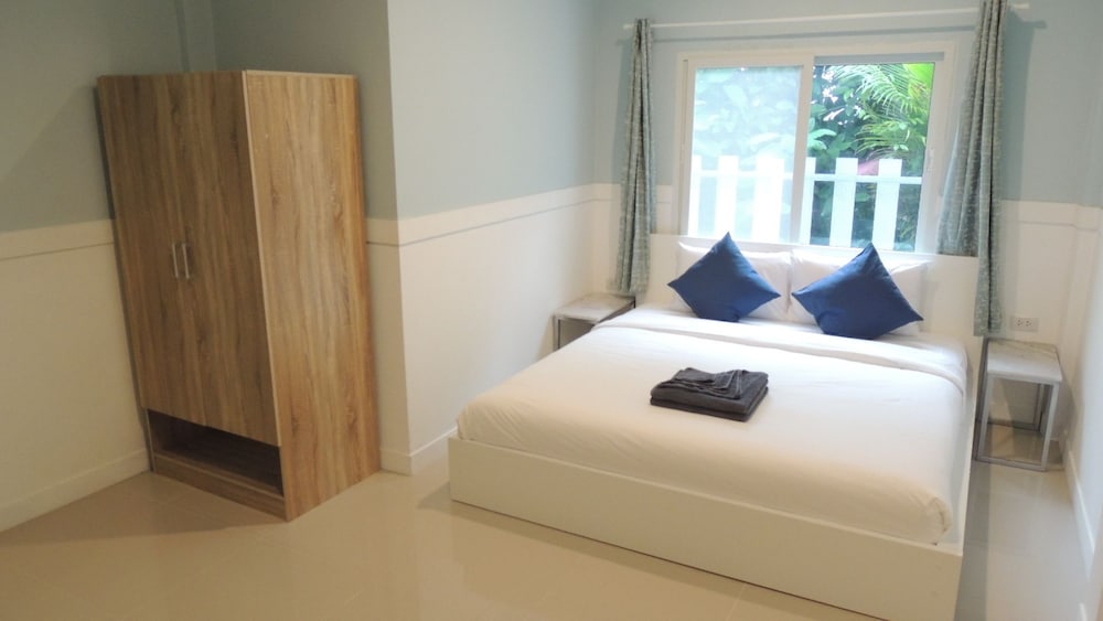 Standard Double Room - Photo 5
