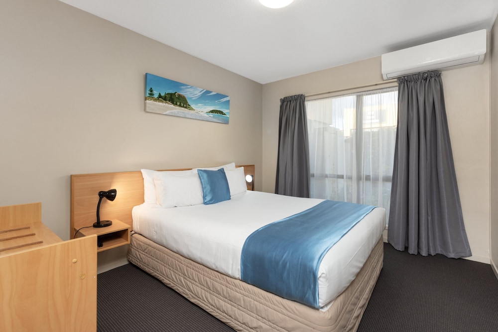 13. Family One Bedroom (Accessible) photo 3