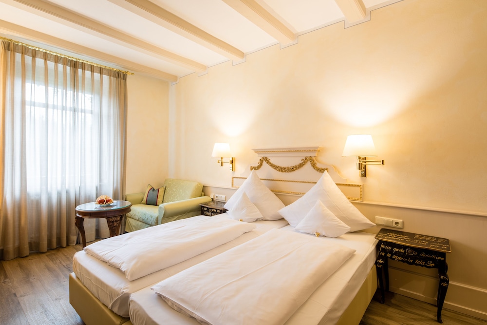 Standard Double Room - Photo 1