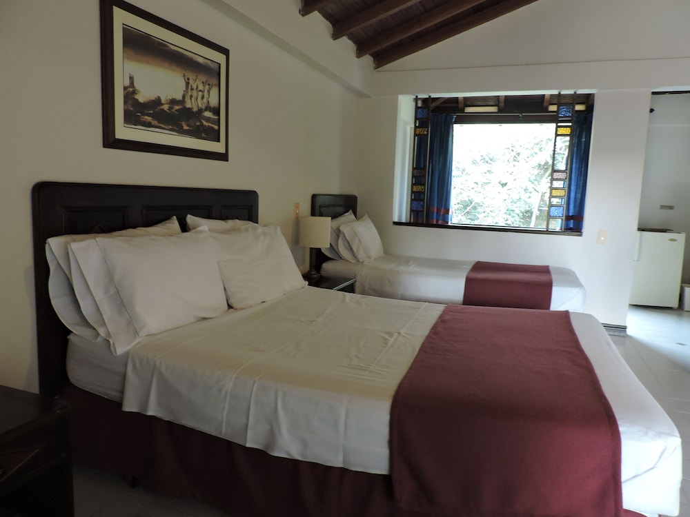 Standard Triple Room (3 Pax) photo 2