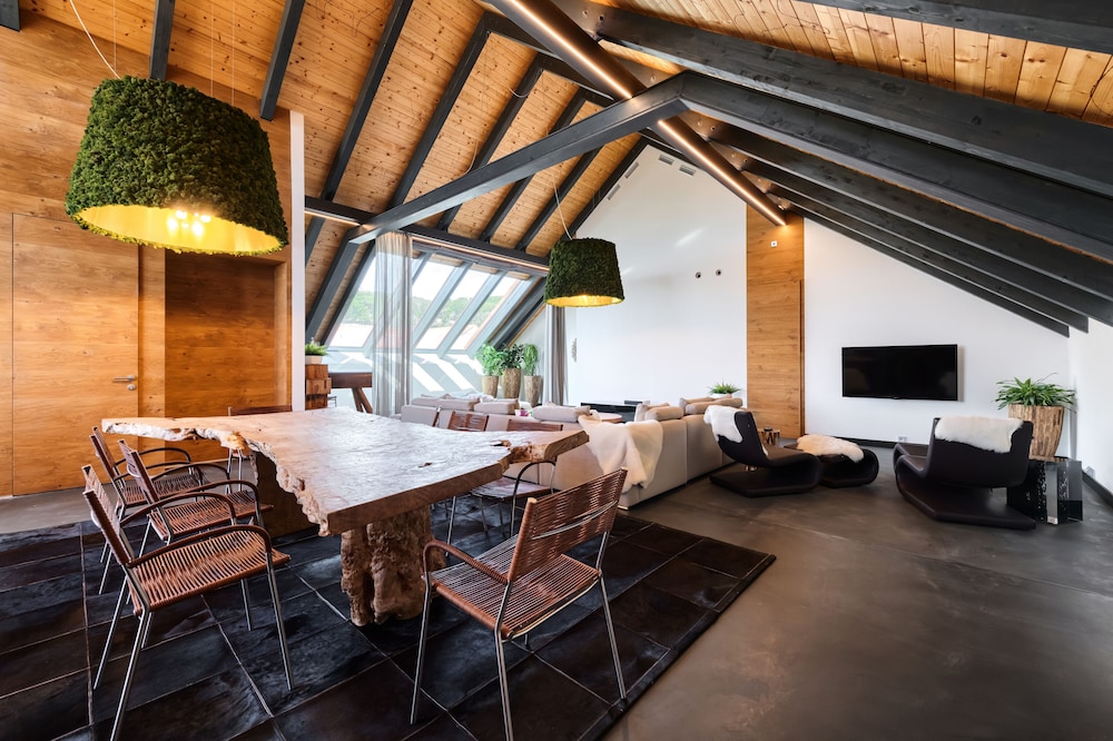 Presidential Suite, Hill View photo 1