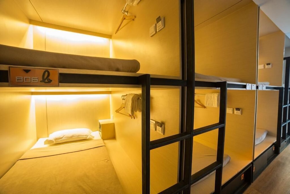 Shared Dormitory, Mixed Dorm (6 Beds) photo 2