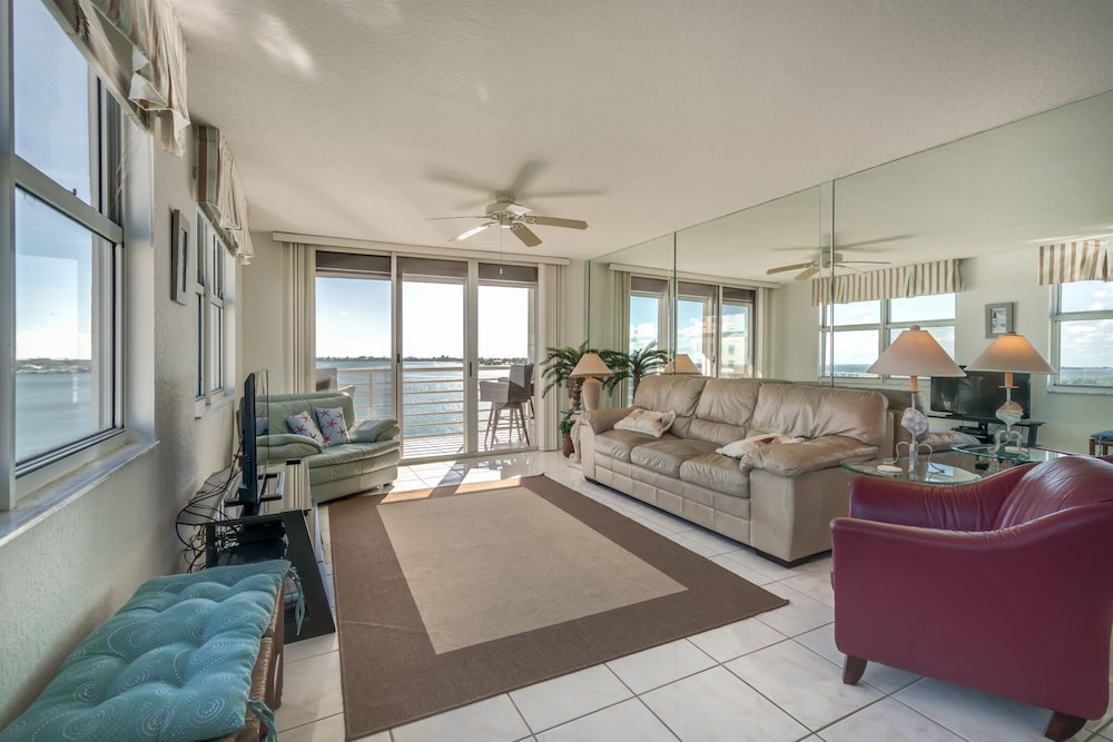 Condo, Multiple Beds, Patio (#17-881 - No Pets Allowed)