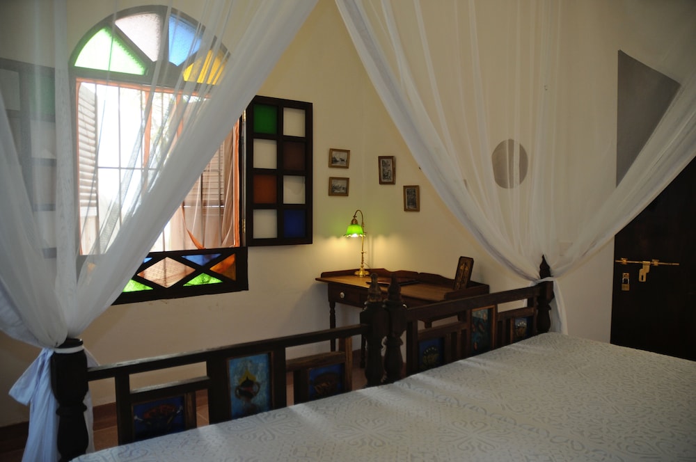 Double Room (Writer) photo 1