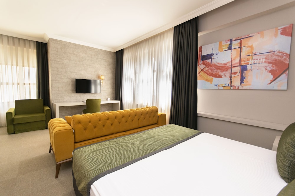 Family Suite - Photo 10