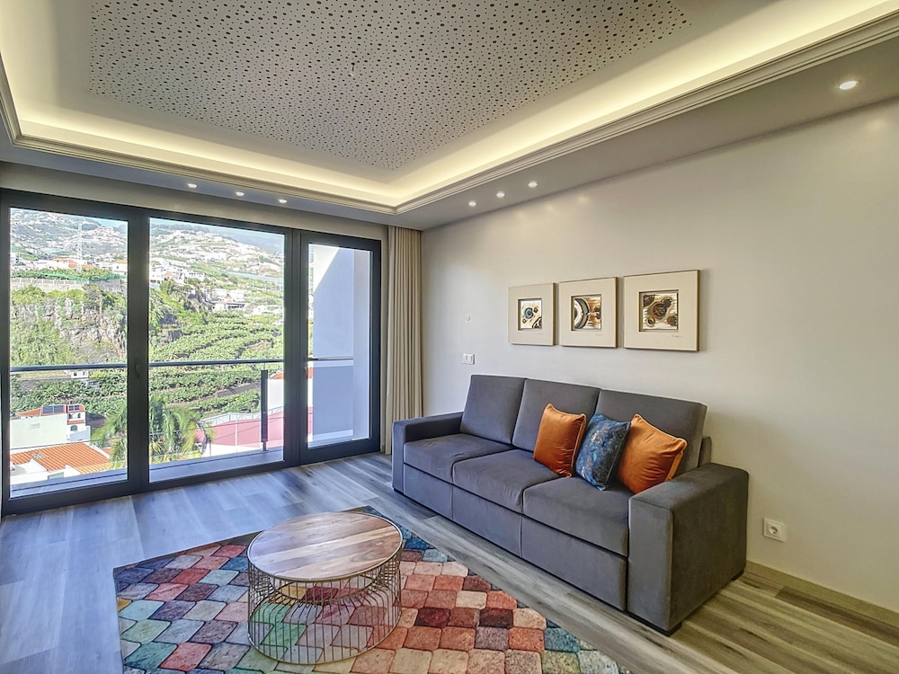 Apartment photo 3