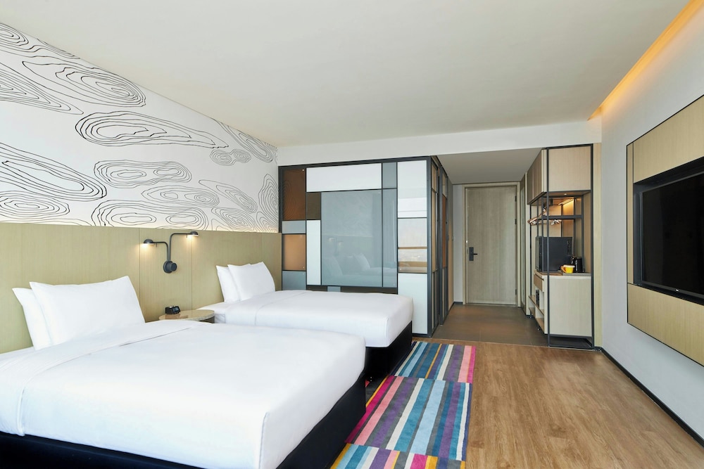 Breezy, Room, 2 Double Beds, City View - Photo 1