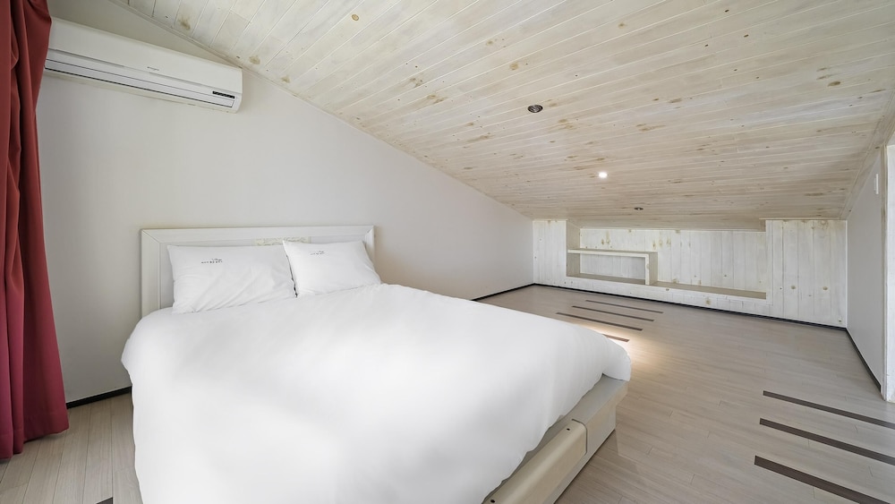 Basic Room, 1 Bedroom (Room 507) - Photo 8