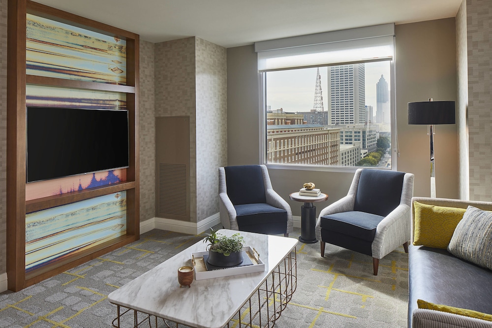 Executive Suite, 1 Bedroom, City View - Photo 8