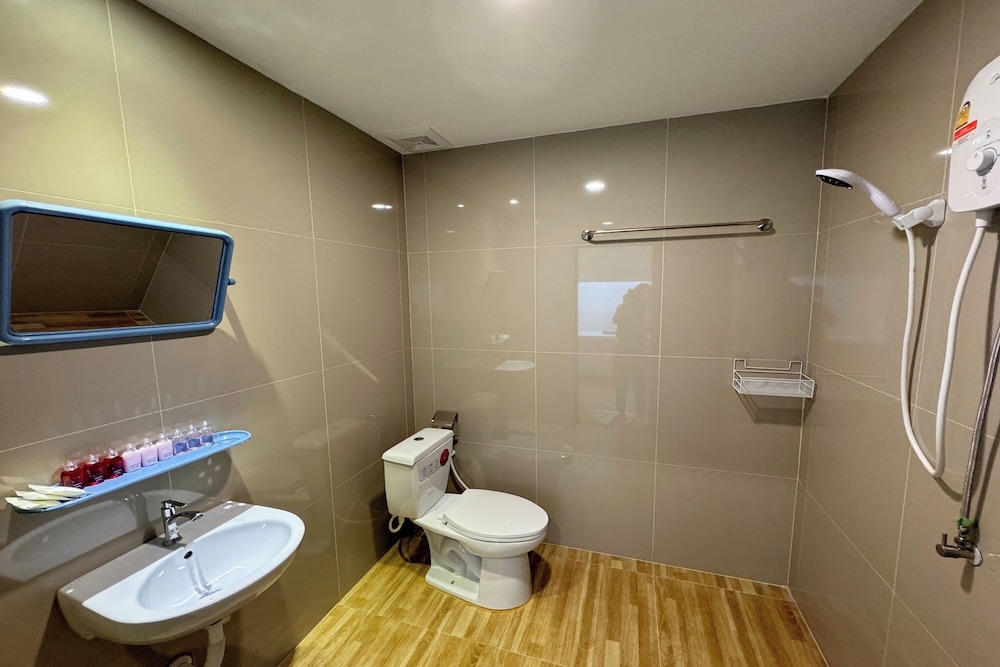 Superior Triple Room photo 2
