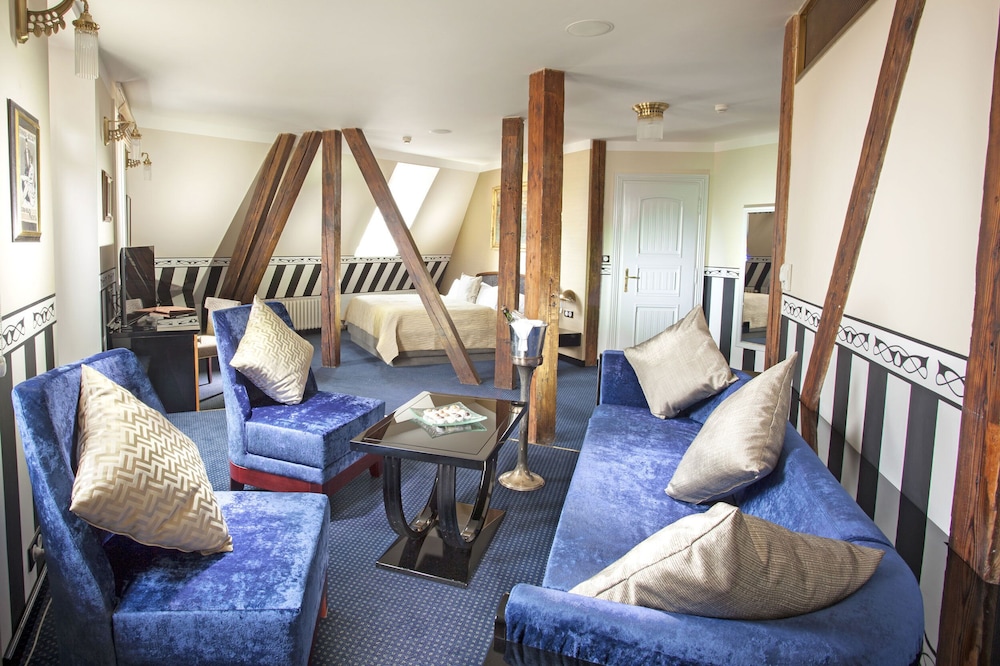 Mucha Suite - Photo 2