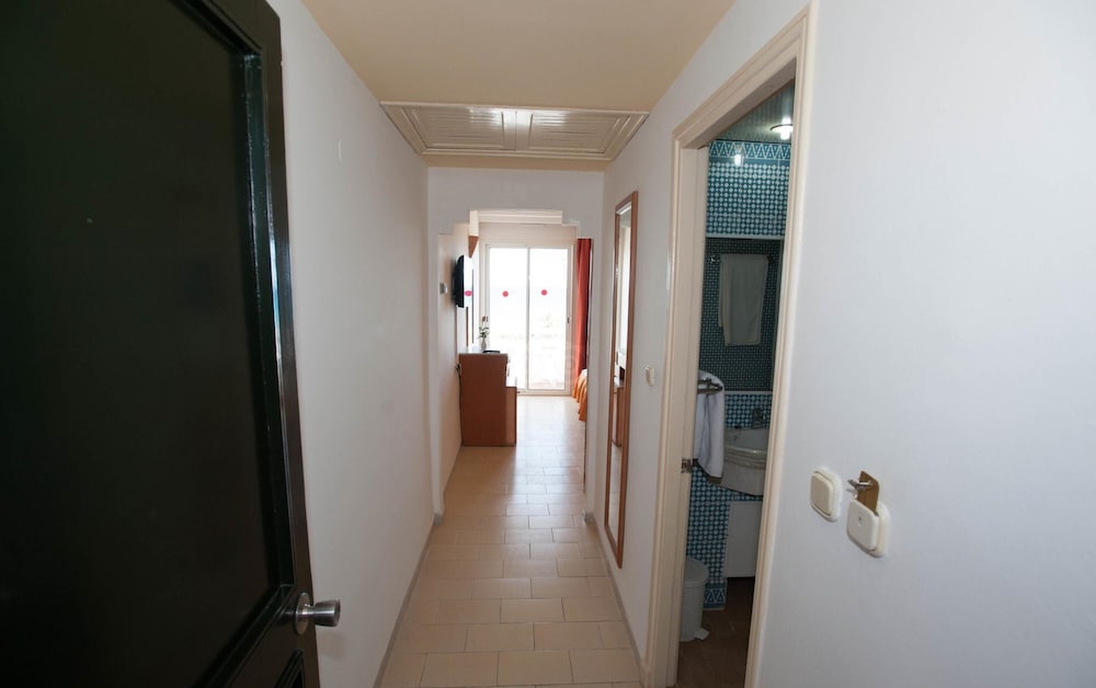 Standard Family Room 2+2 photo 2