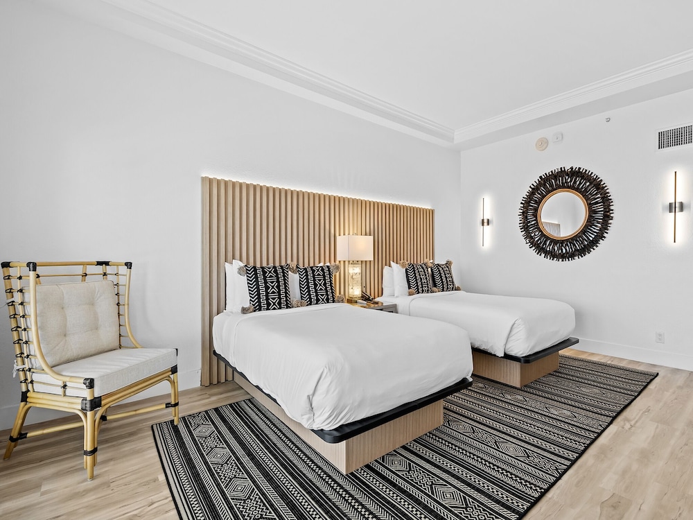 Ocean Front Room, 2 Double Beds - Photo 6
