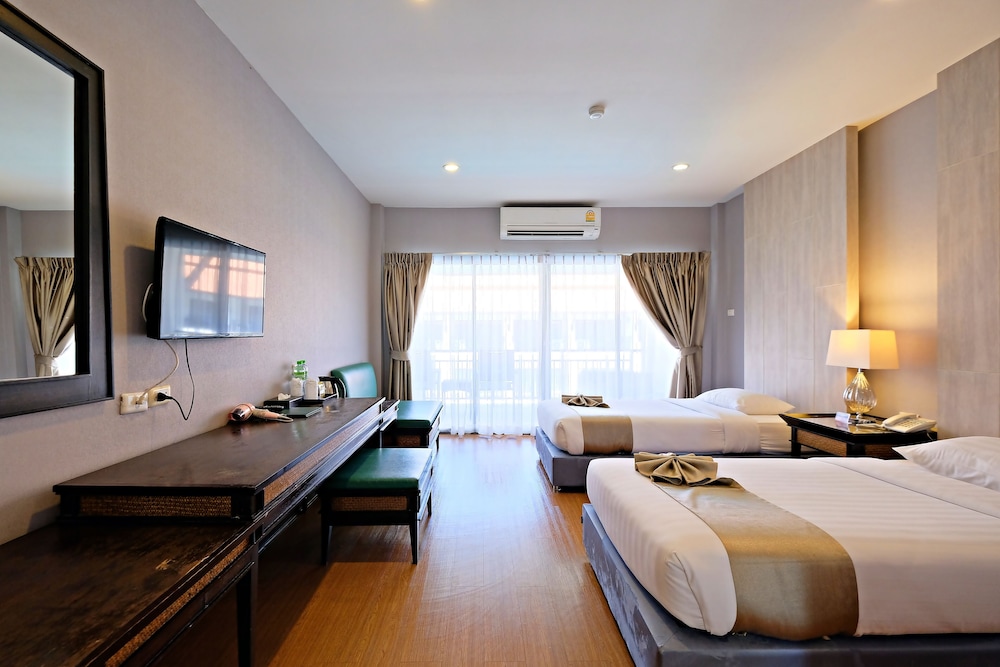 Superior Room, 2 Twin Beds - Photo 10