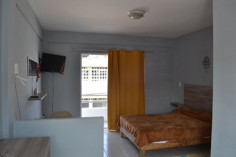 Economy Suite photo 1