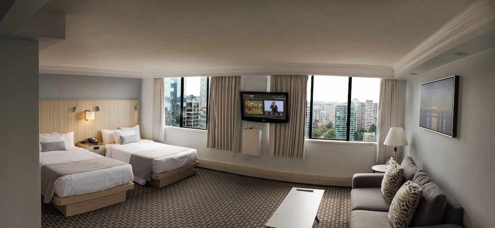 Premium Studio, 2 Double Beds - Photo 6