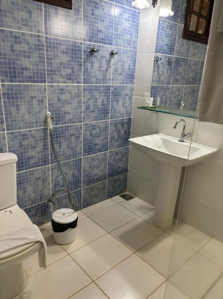Comfort Suite photo 2