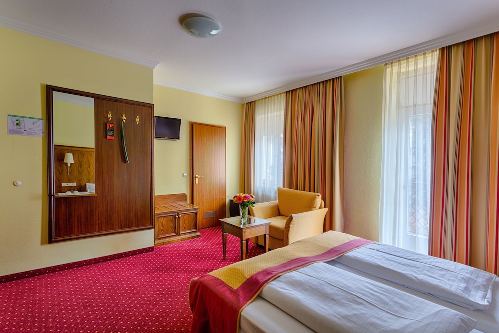 Comfort Double Room, Balcony photo 3