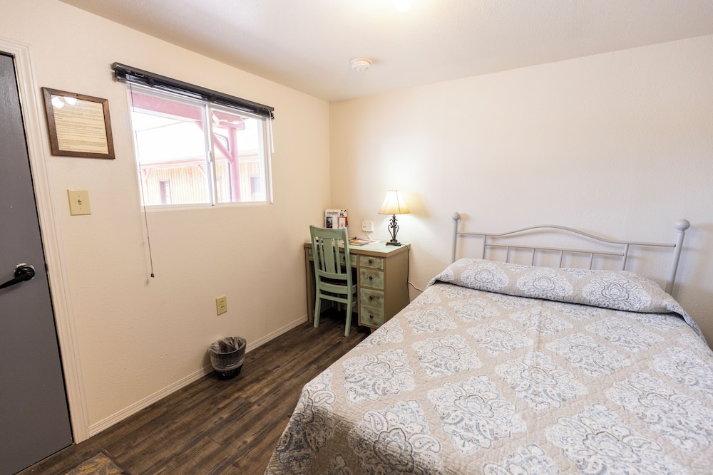 Economy Single Room photo 2