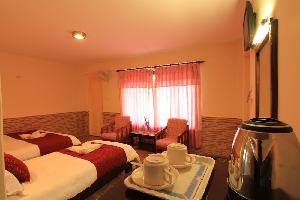 Deluxe Double or Twin Room, Accessible, Mountain View photo 2