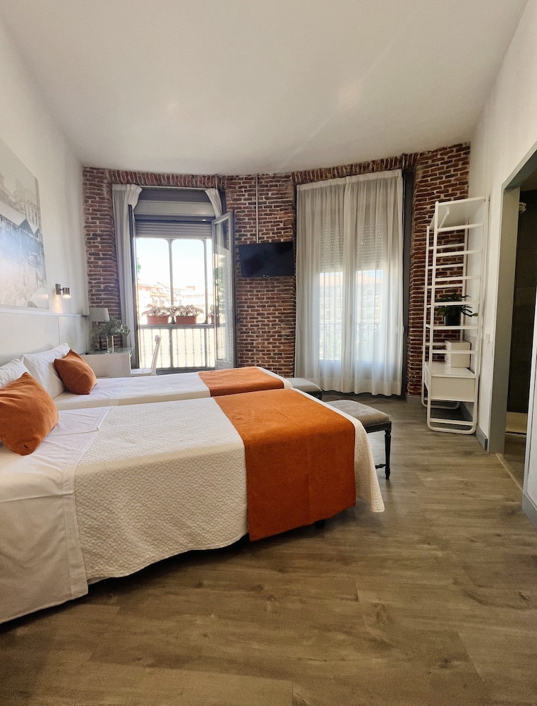 Superior Double Room (Exterior) - Photo 18