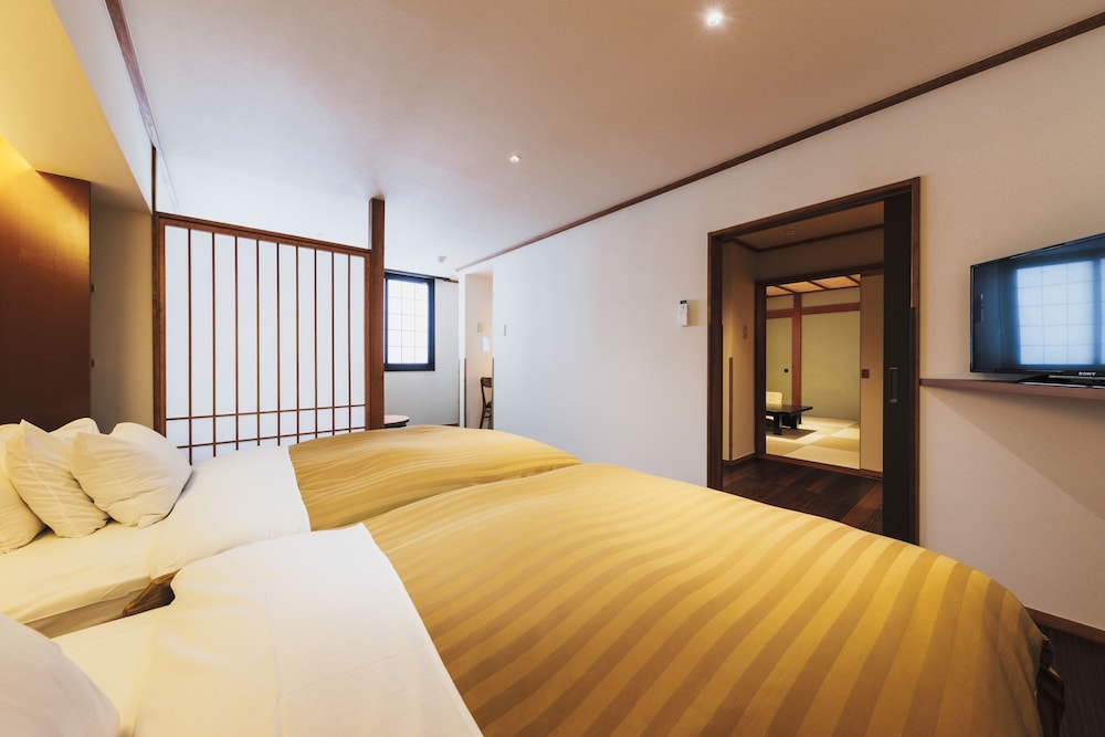Corner Japanese Suite photo 3
