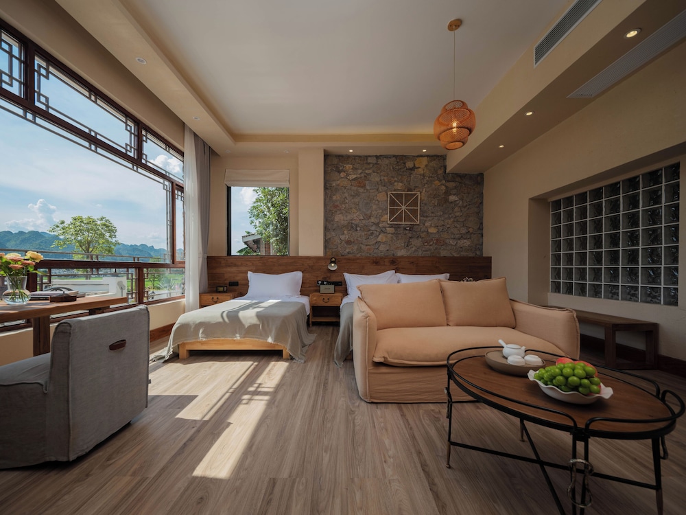 Comfort Triple Room, Mountain View photo 2