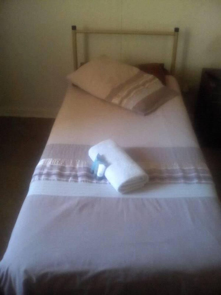 Family Room, 2 Bedrooms (5 Single Beds) photo 1