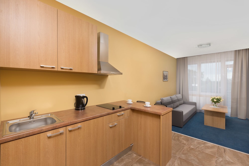 Family Room, Kitchenette (Two Rooms, Pool Access)