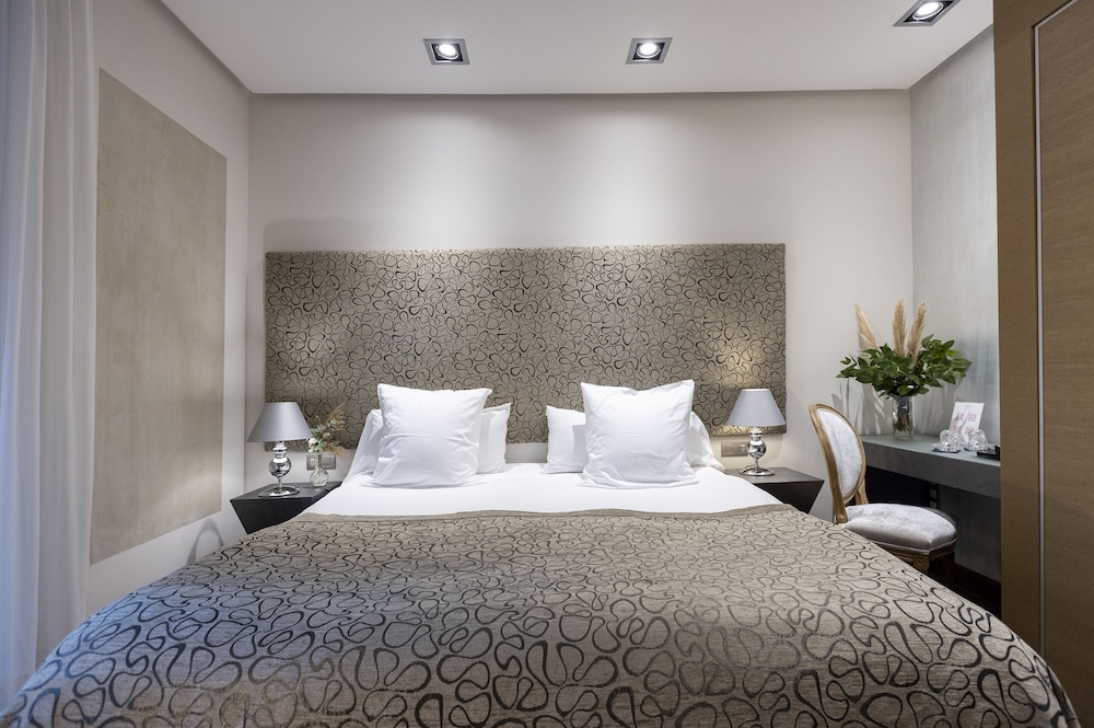 Single Room, 1 King Bed (Dreamer) photo 3