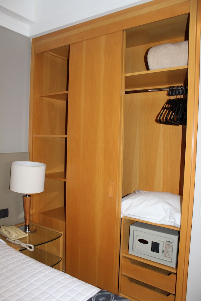 Deluxe Double Room - Photo 7