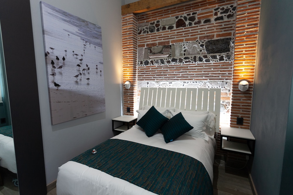 Deluxe Suite, 1 Queen Bed photo 3