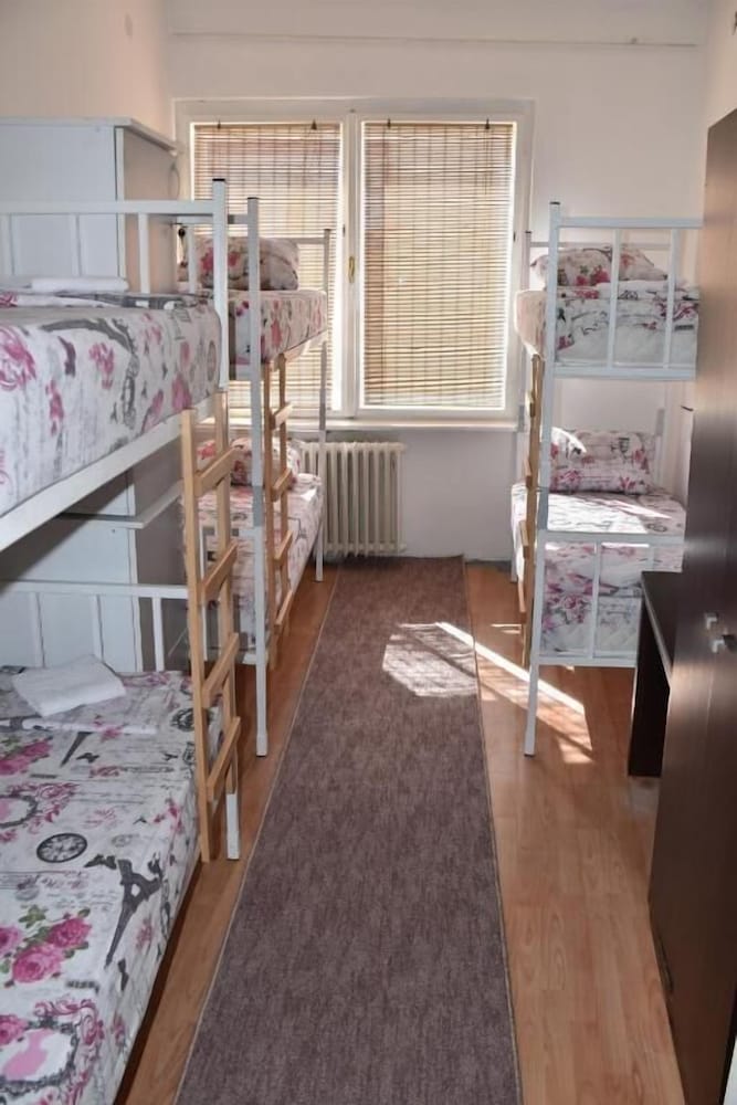 Basic Shared Dormitory