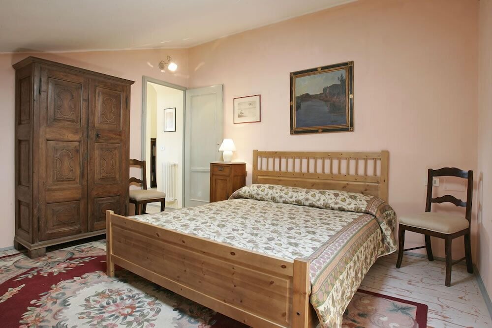 Duplex, 2 Bedrooms, 2 Bathrooms photo 1