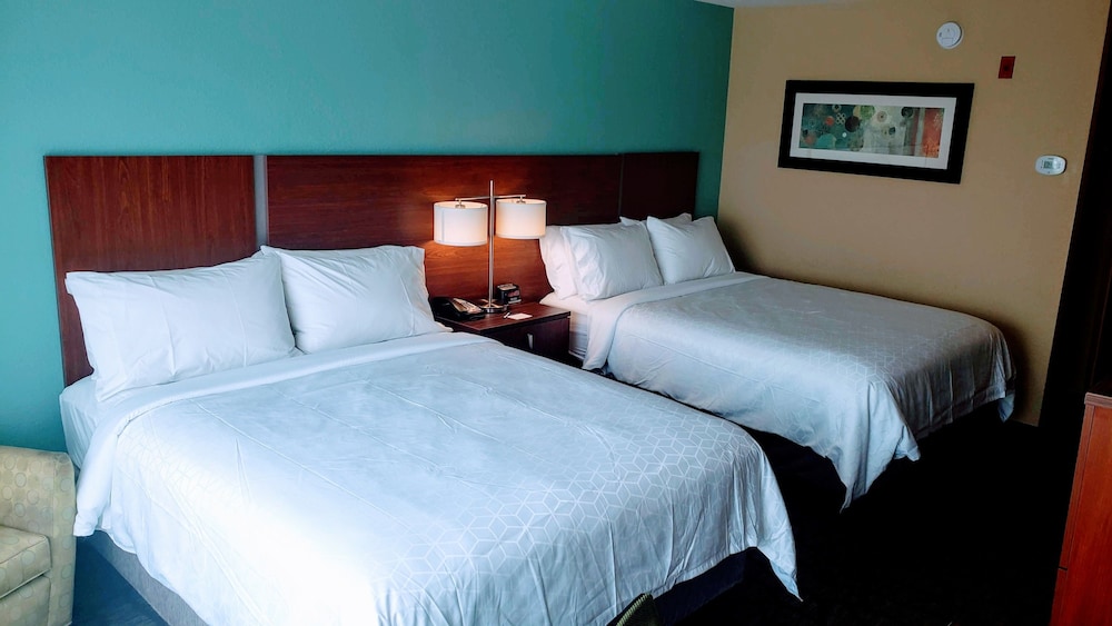 Room, 2 Queen Beds, Accessible (Mobility) - Photo 2