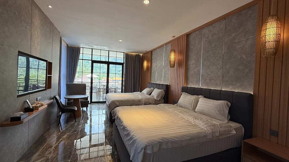 Elite Twin Room