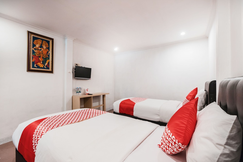 Standard Twin Room - Photo 5