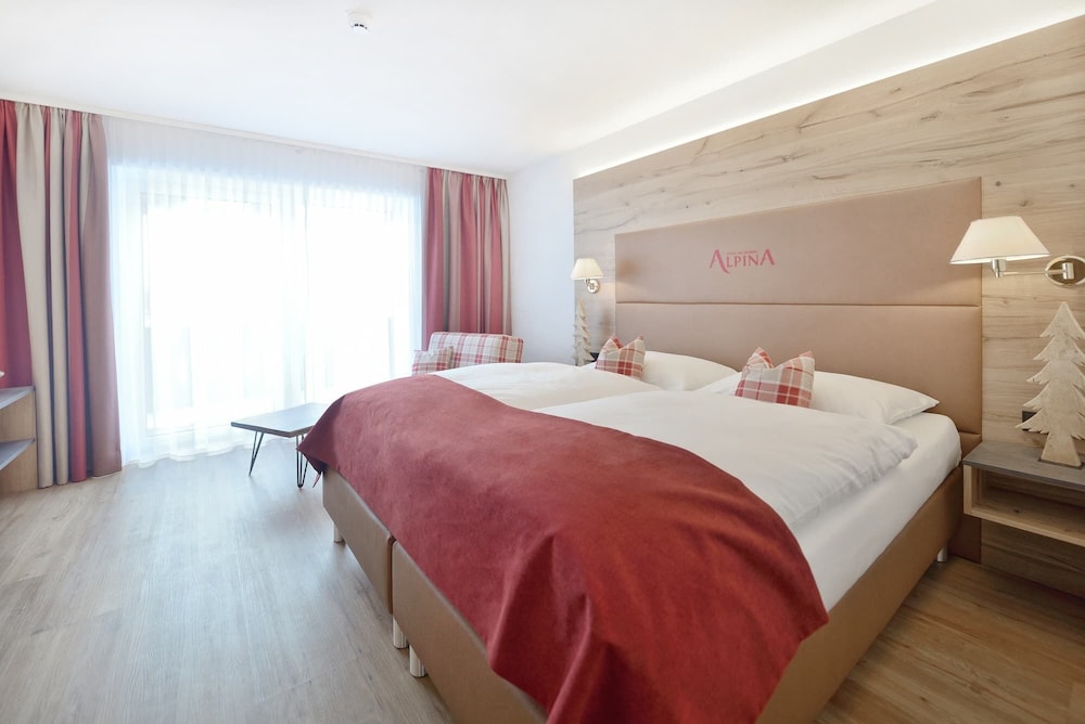 Superior Double Room, Balcony (Malatschkopf) photo 3