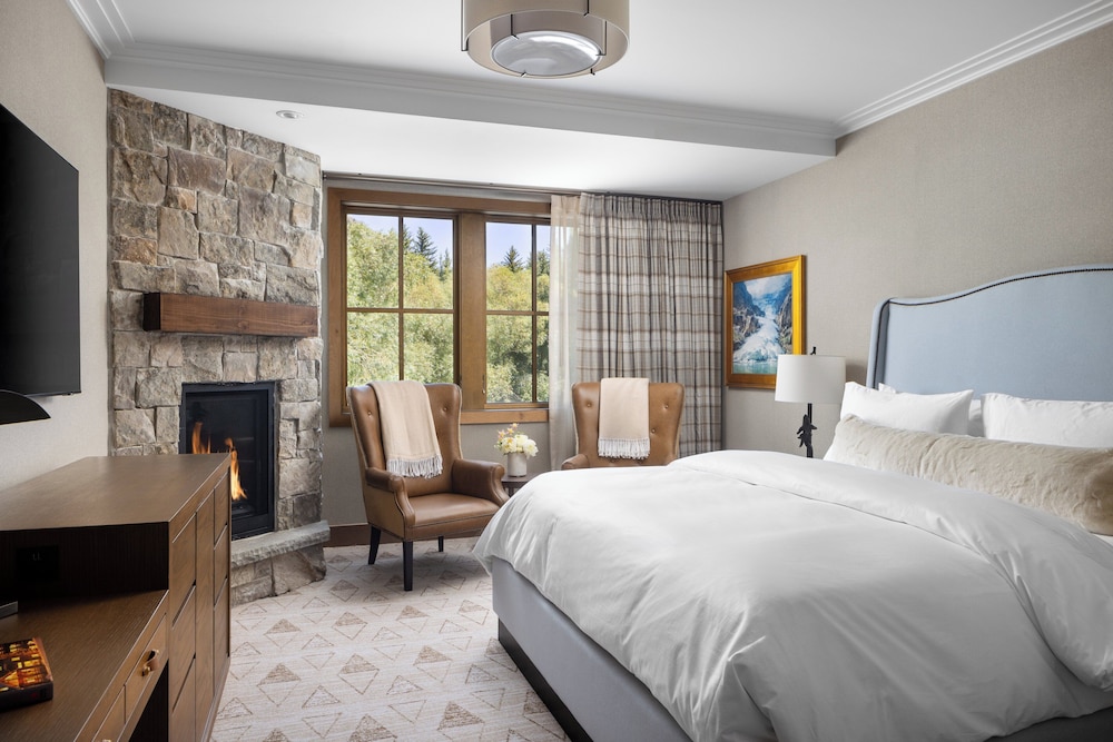 Room, 1 King Bed, Fireplace