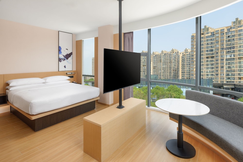 Room, 1 King Bed