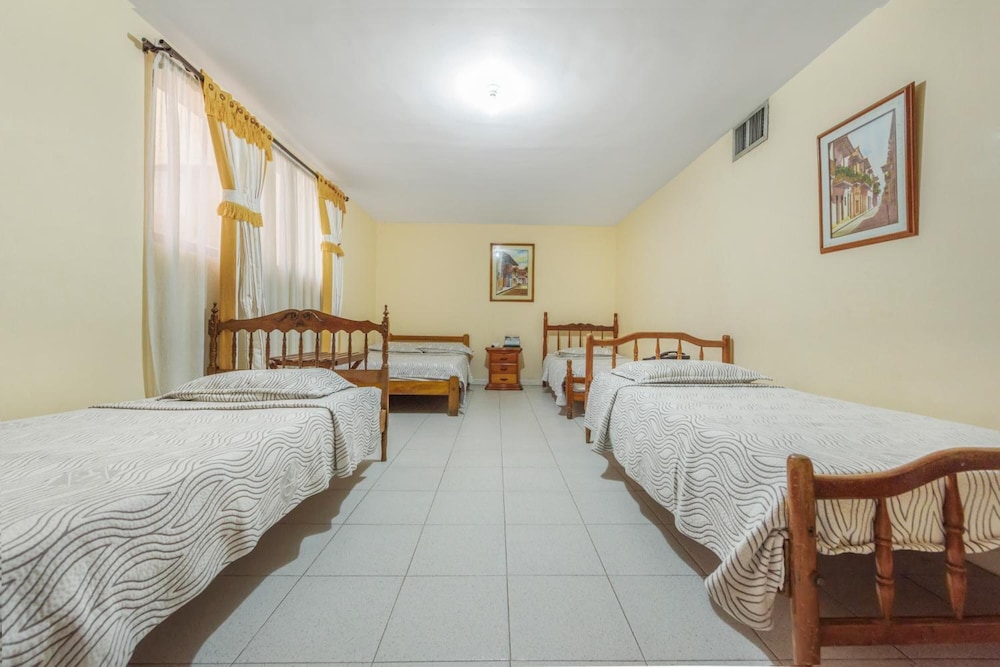 Habitación Quíntuple - Photo 4