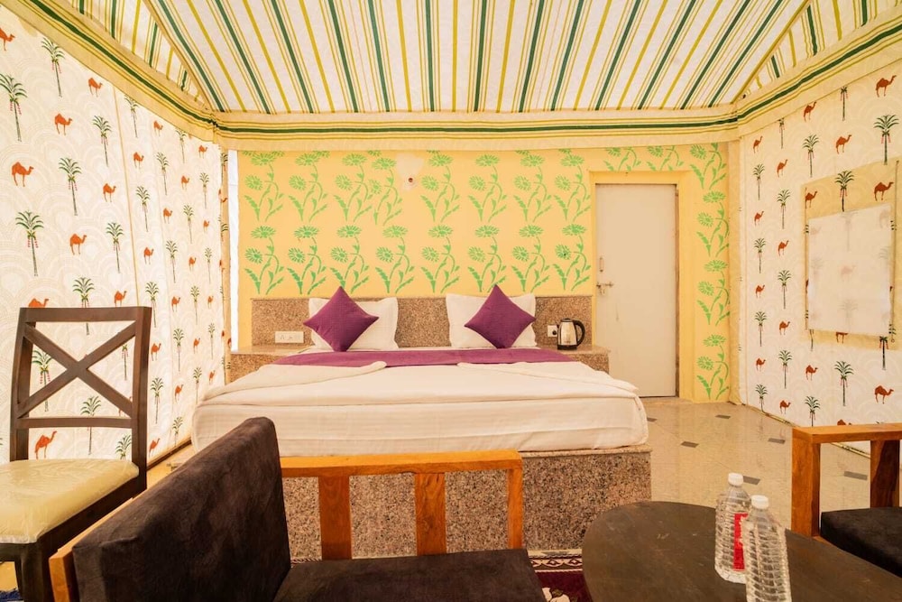 Comfort Suite, Desert View