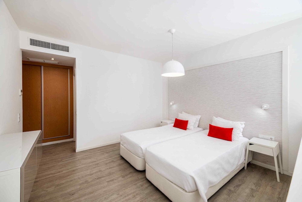 Premium Studio, Garden Area