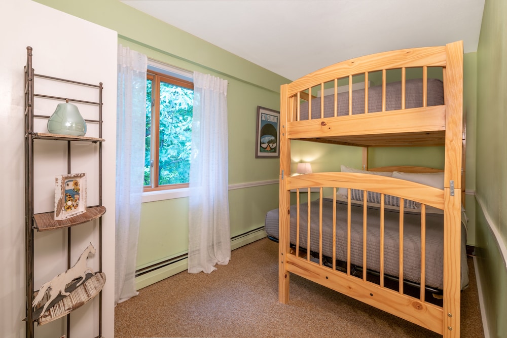 Standard-1 Double Over Twin Bunk photo 1