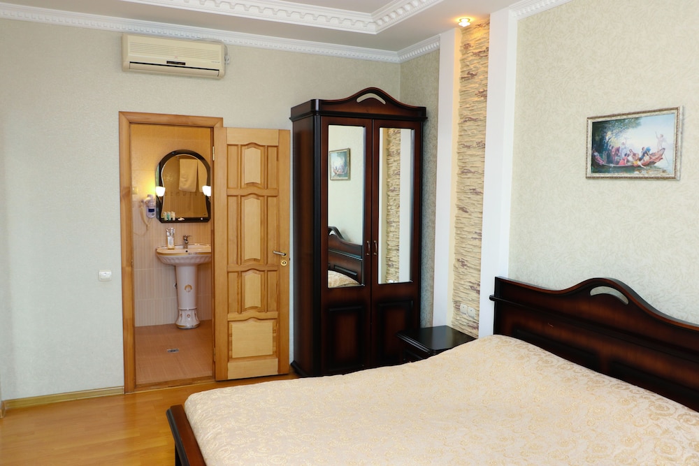 Suite, 1 Bedroom photo 2
