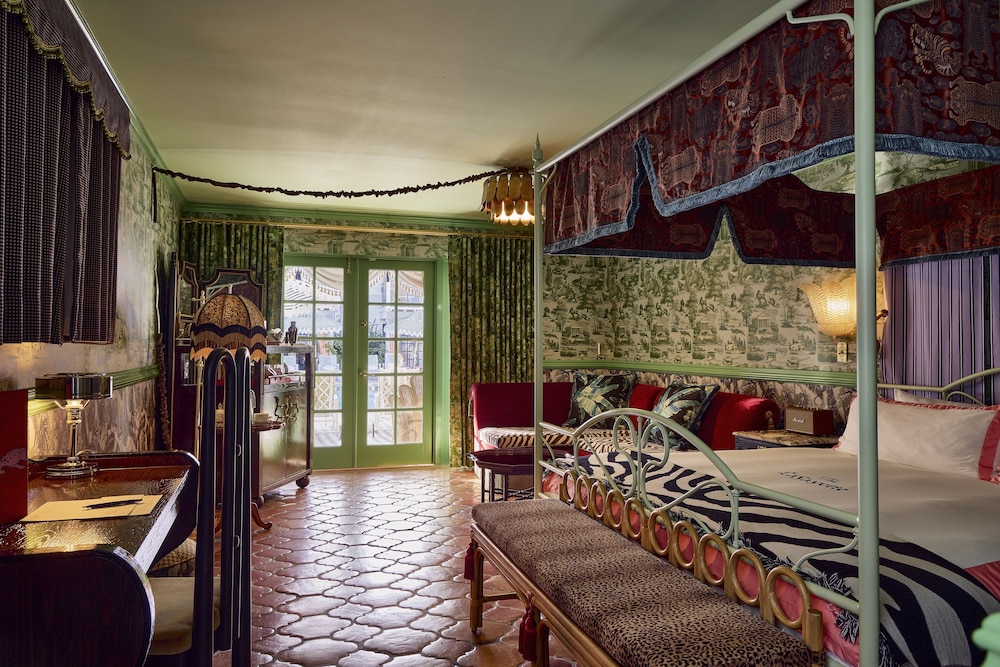 Room, 1 King Bed, Pool Access, Poolside