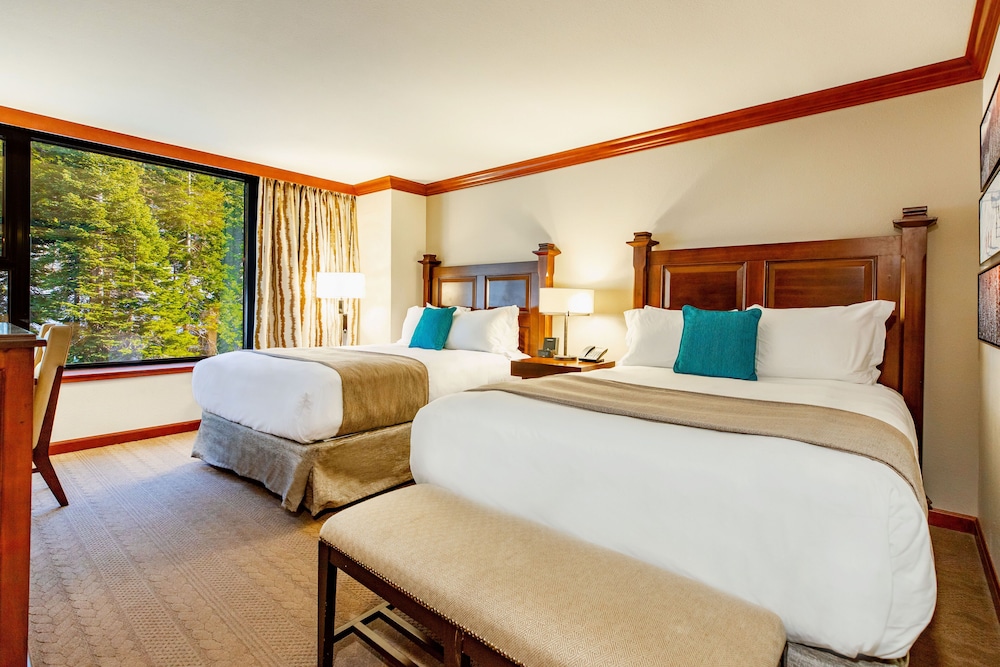 Deluxe Room, 2 Queen Beds (Forest View) - Photo 3