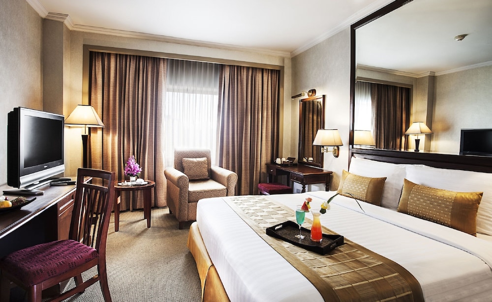 Superior Room, City View